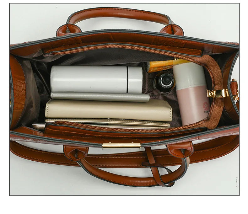 Sac Chic Texturé 4-en-1 – Cabas Élégant Femme | Look Vintage & Multifonction | MamanChicBag